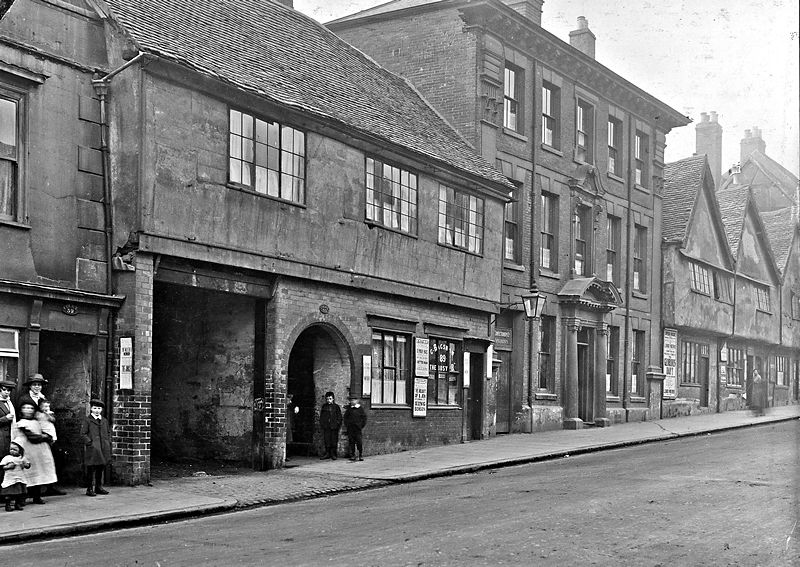 85-87 Gosford Street around 1905