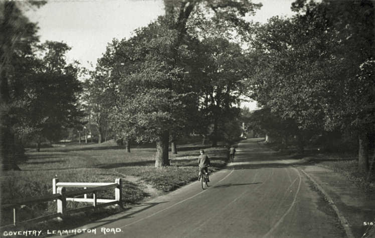 Leamington Road today and early 1900s