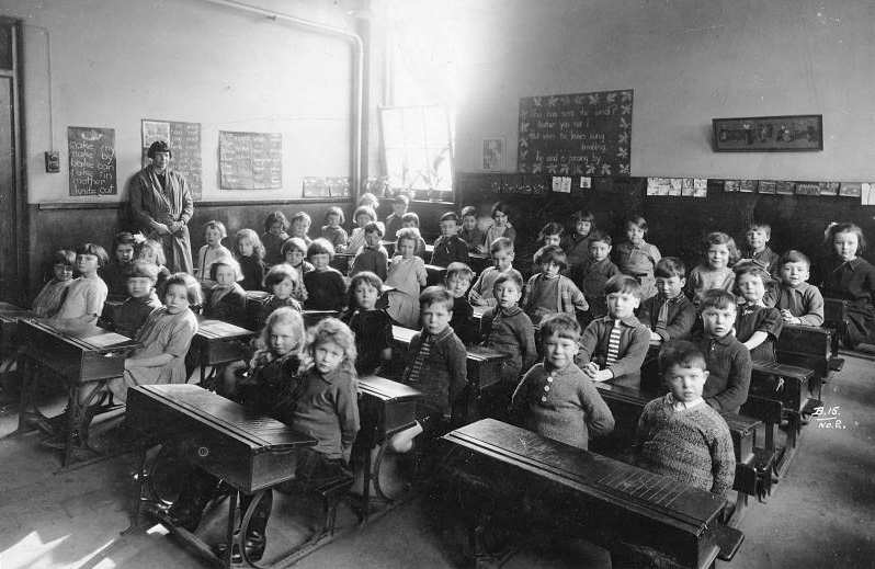 Centaur Road Infants 1927