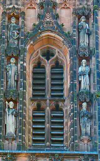 close-up of statues on the tower of the Old cathedral 2004