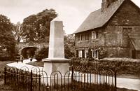Monument on the Coat of Arms Bridge Road 1930s