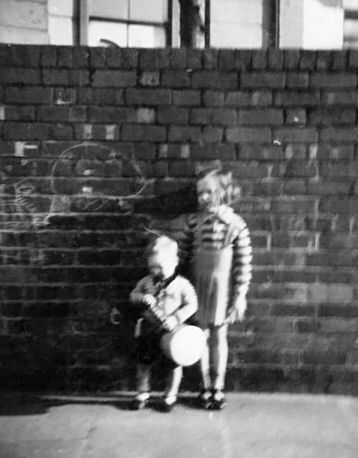 Jan and brother Geoff