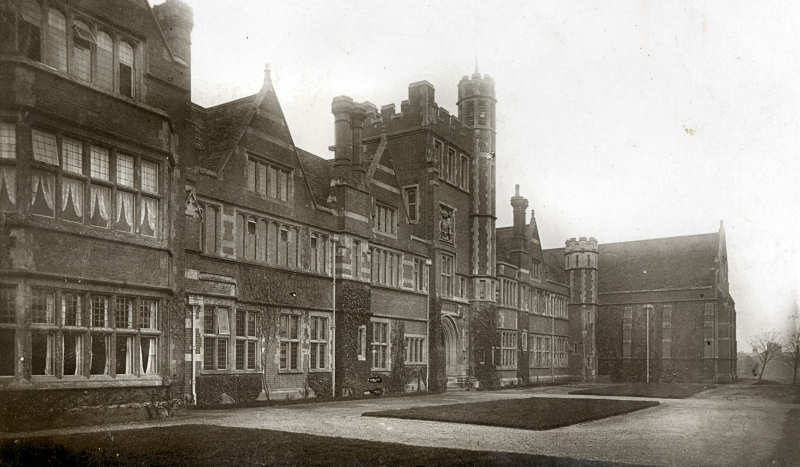 King Henry VIII school in 1911