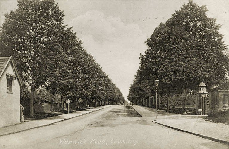Warwick Road today and early 1900s