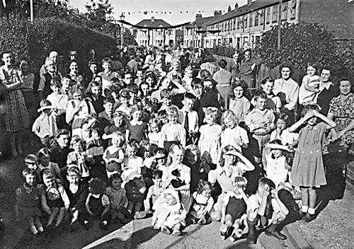 Children's gathering, Hardy Road